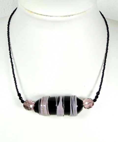 Collier verre MURANO monté cylindre grand modèle noir et parme