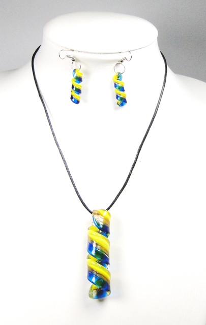 Parure verre MURANO pendentif et boucles d'oreilles pendantes tourbillon jaune et bleu