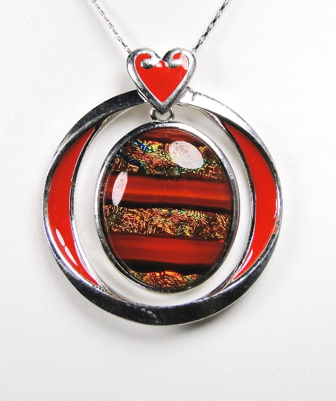 Pendentif verre dichroïque MURANO ovale dans cercle métal rouge et argenté