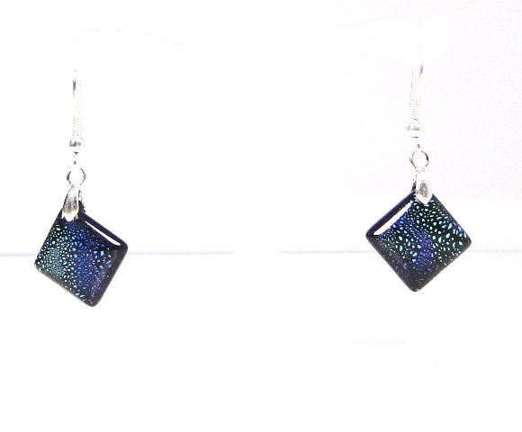Boucles d'oreilles verre dichroïque MURANO pendantes losange noir bleu jaune vert irisé